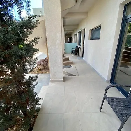 Beach House Toto Apartment *